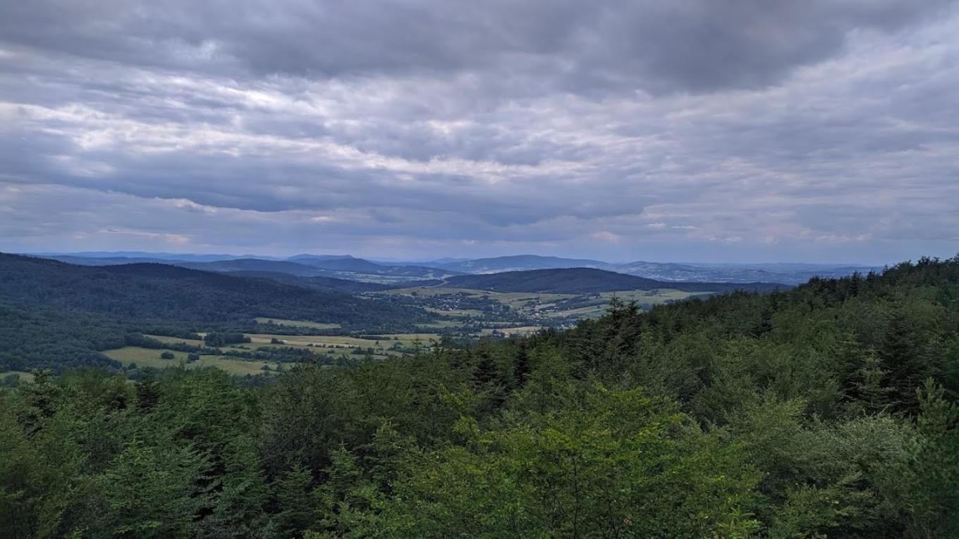 Marzeniec W Beskidzie Niskim Wapienne Buitenkant foto